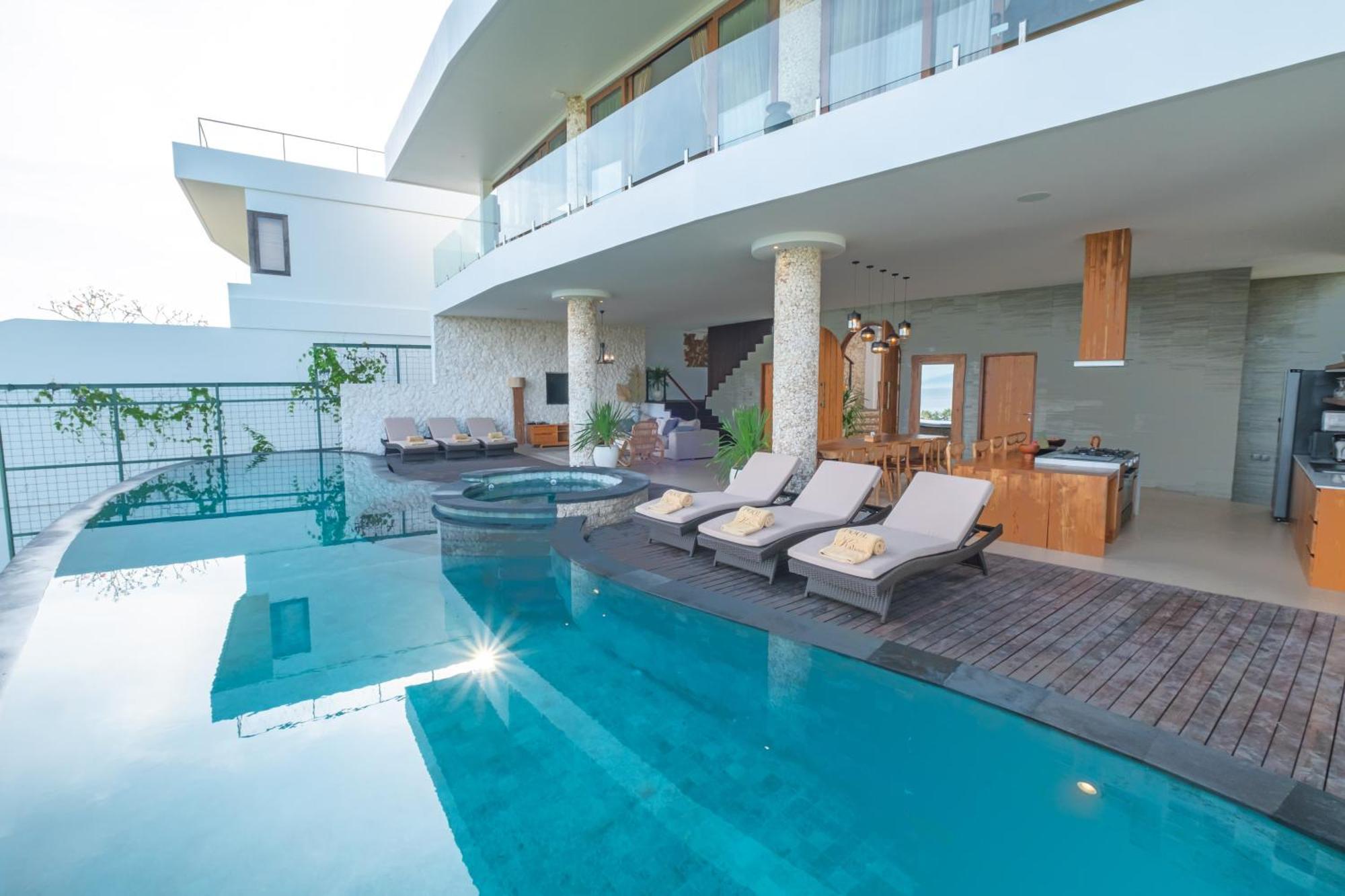 Villa Kaliente Toyapakeh Exteriér fotografie